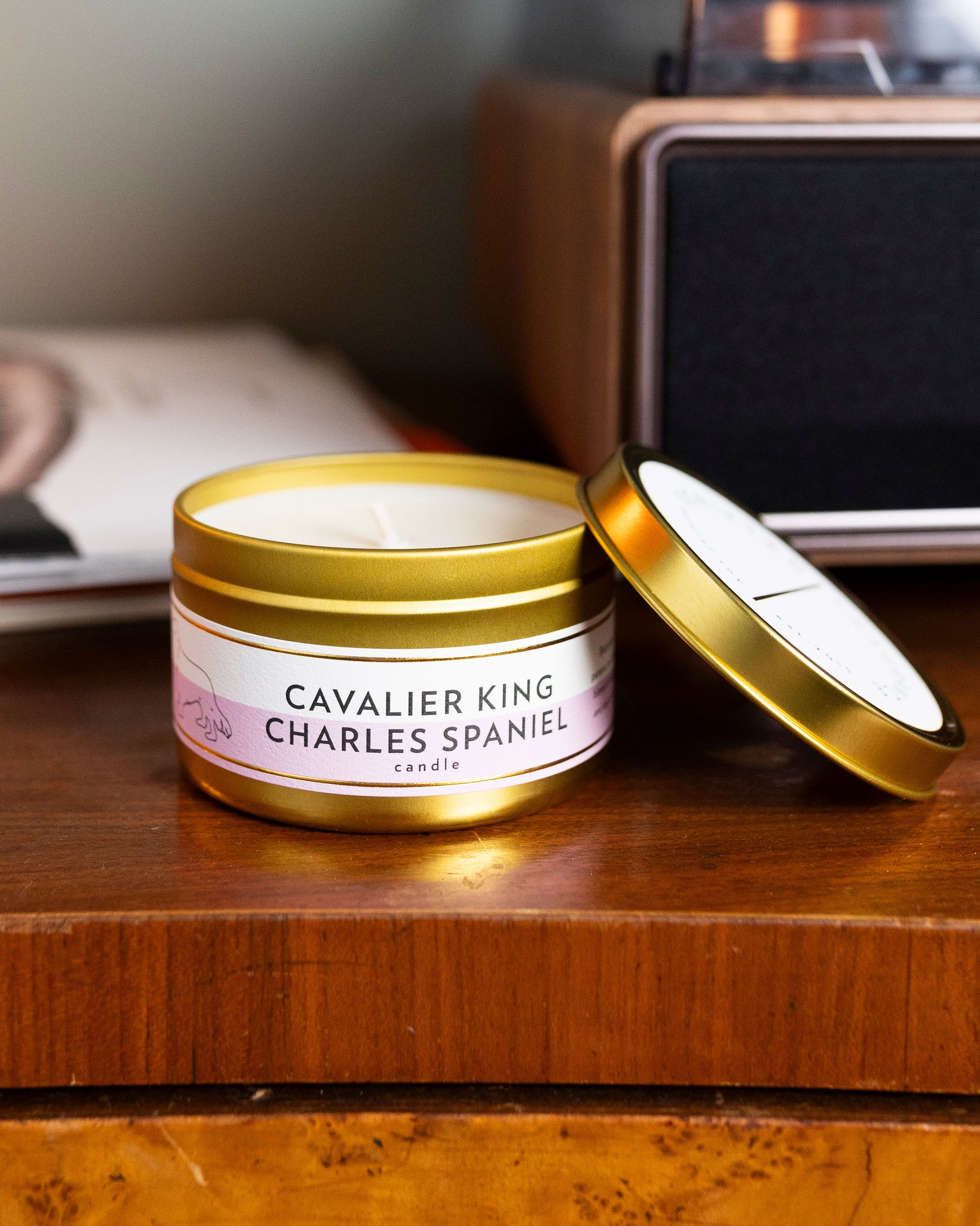 7oz Large Gold Tin Soy Candles | Bulk Candles for Special Events, Wedding Favors, & Corporate Gifting